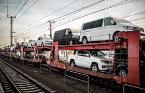 Car shipping by rail - cruise control auto transport